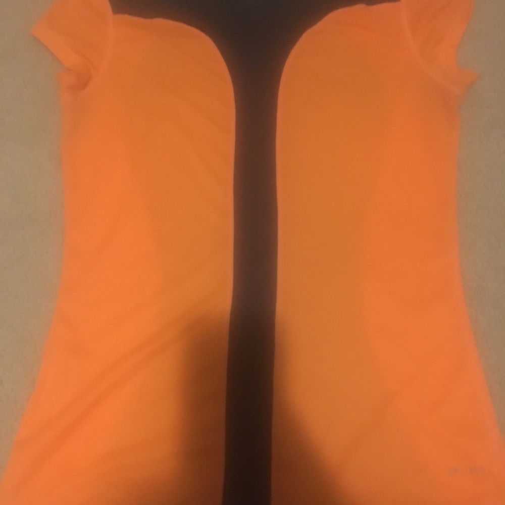 Nike Dri-Fit Running Tee - Picture 4 of 4